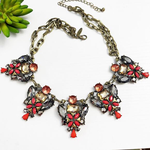 New York & Company Stone Cluster Statement Necklace - Picture 1 of 8